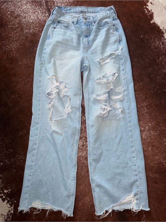 American Eagle Outfitters Denim - AE size 0 short, baggy jeans